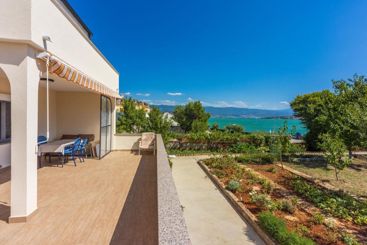 Čižići Apartments Star By The Sea מראה חיצוני תמונה